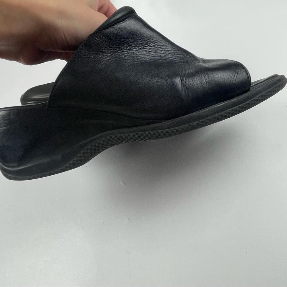 ECCO All Black Open Toe Comfort Sandal Size 4.5 - Picture 7 of 10